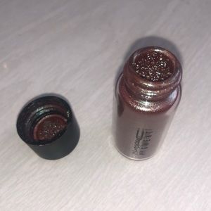 MAC©️ blue brown pigment